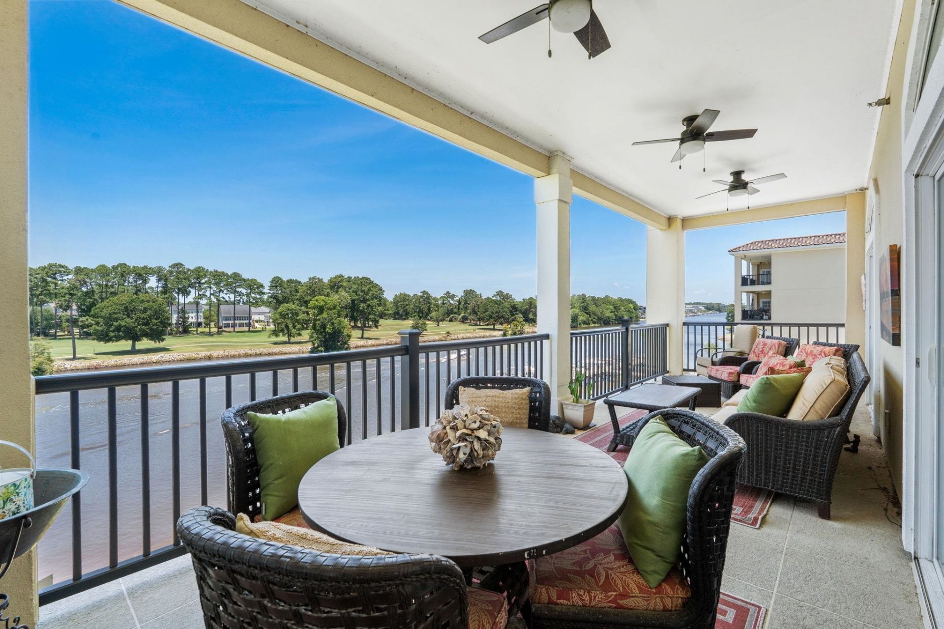 249 Venice Way Photo 11