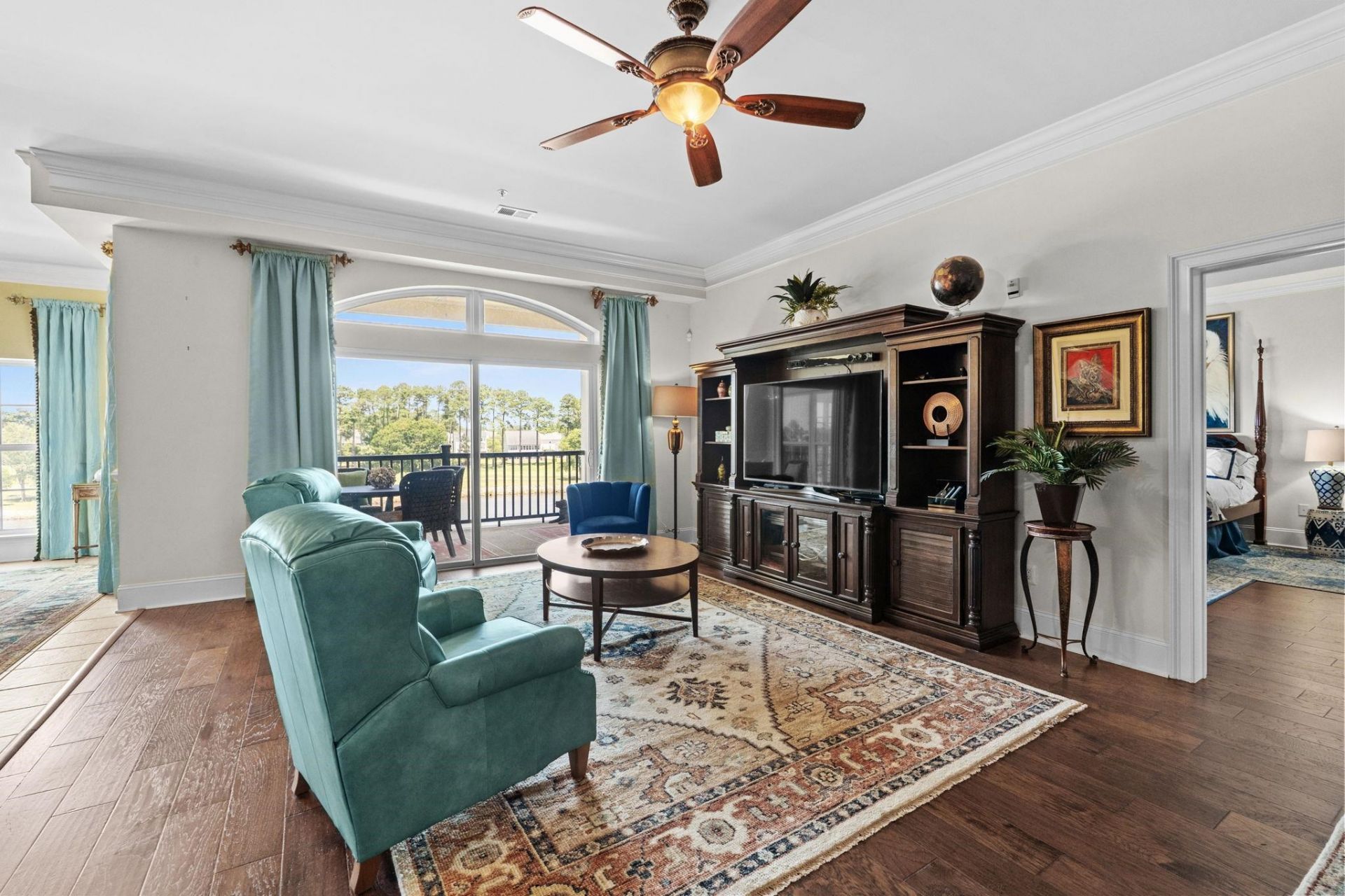 249 Venice Way  Photo 16