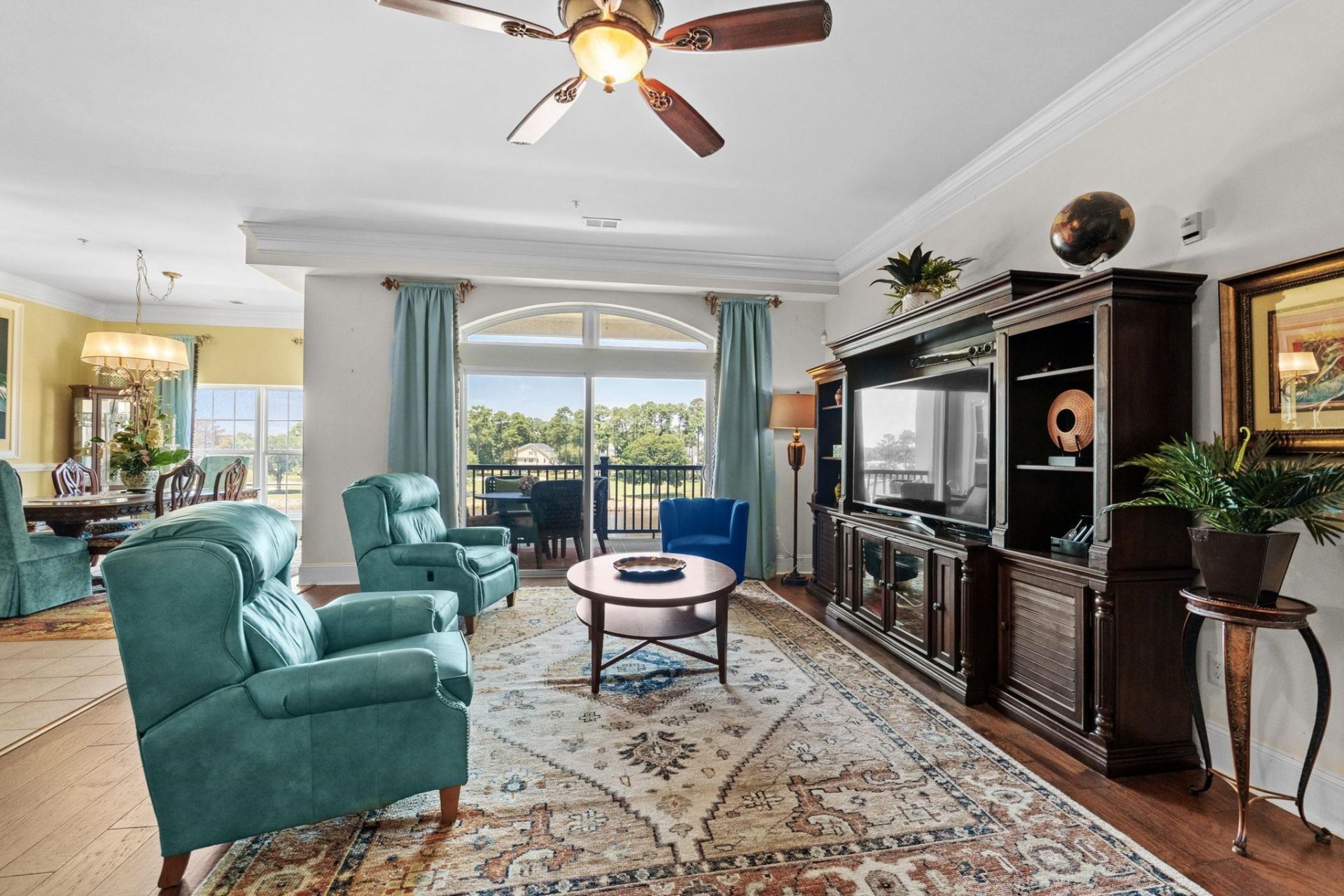 249 Venice Way  Photo 17