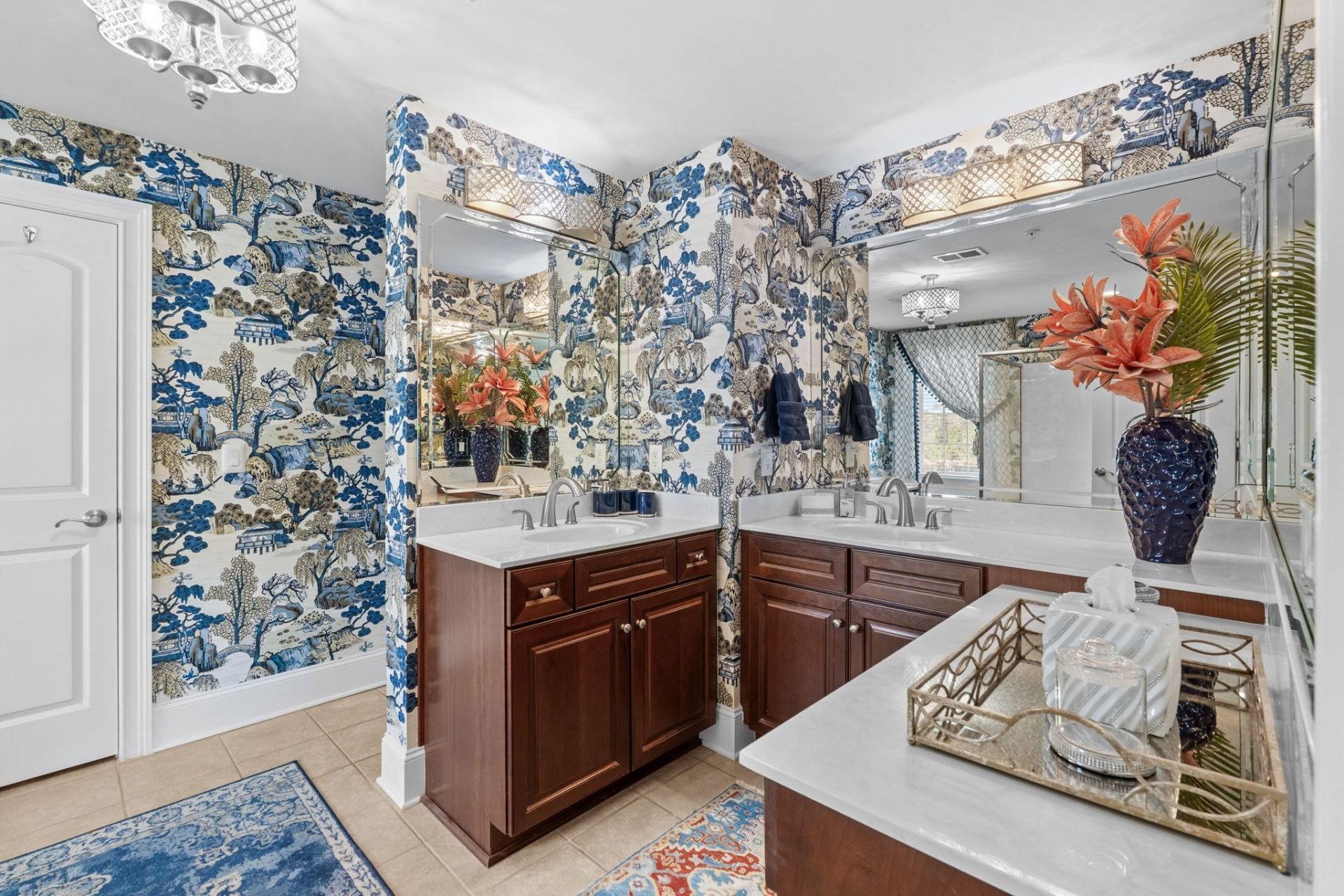249 Venice Way  Photo 33