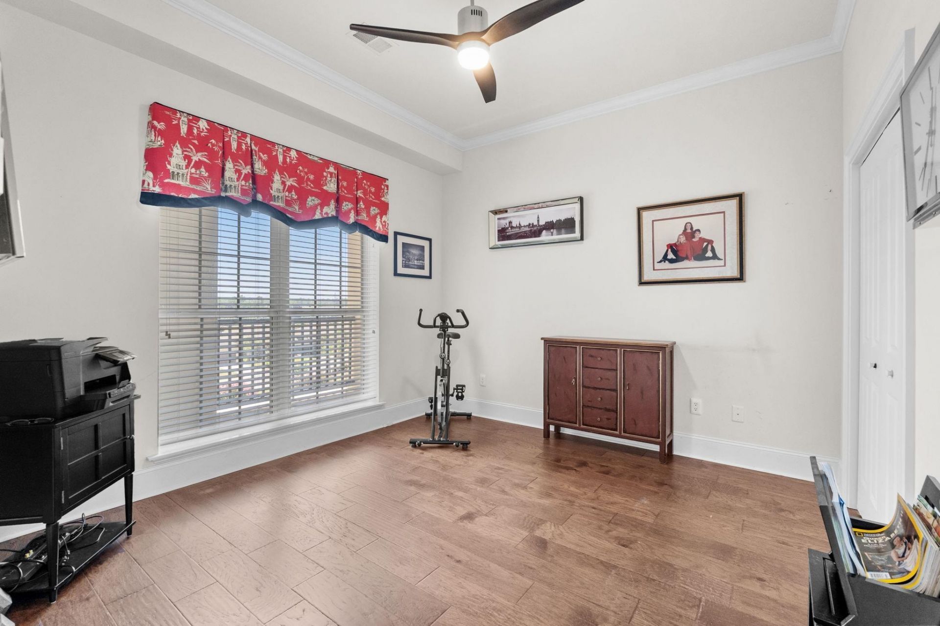 249 Venice Way Photo 43