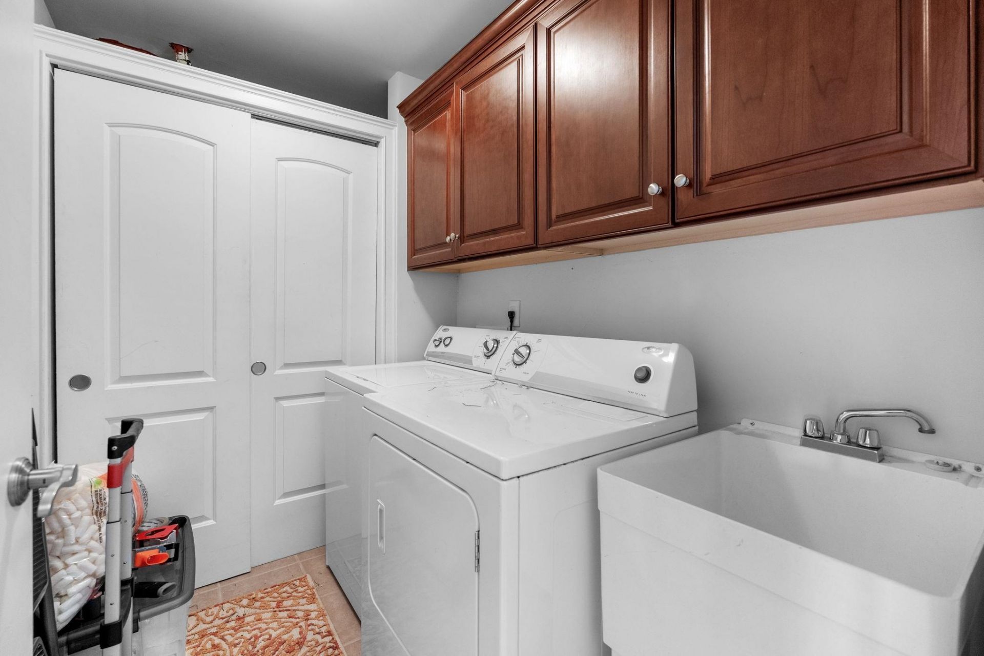 249 Venice Way  Photo 45