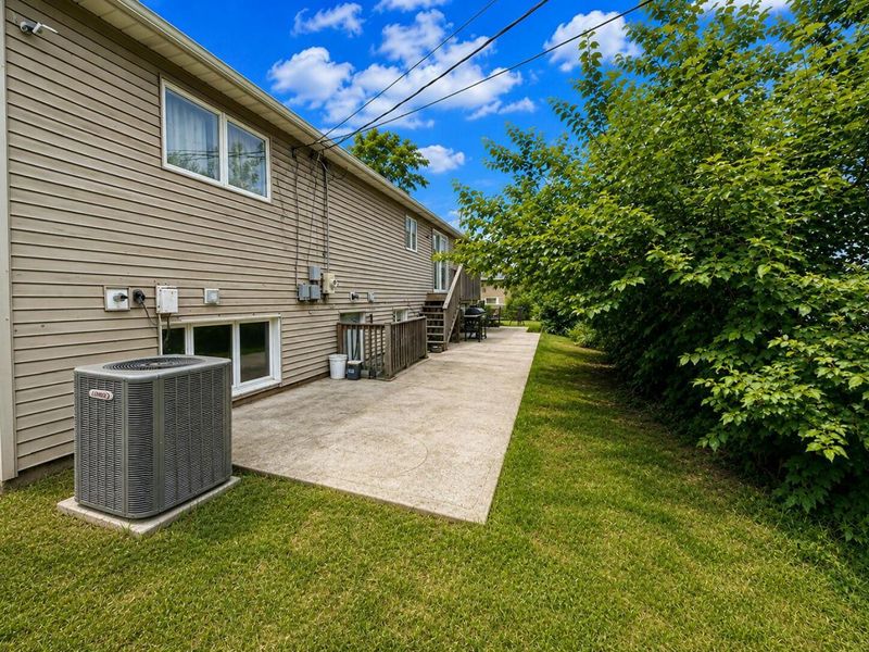 5019 Comstock Drive , Columbus, OH 43232 Photo 14