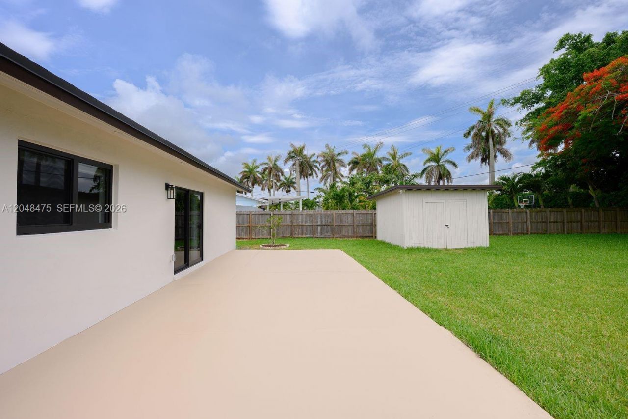 18451 SW 90th Ave, Cutler Bay, FL 33157 Photo