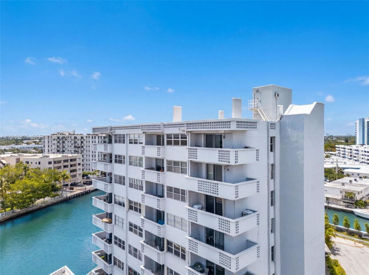 7118 Bonita Dr , Unit 705, Miami Beach, FL 33141 Photo