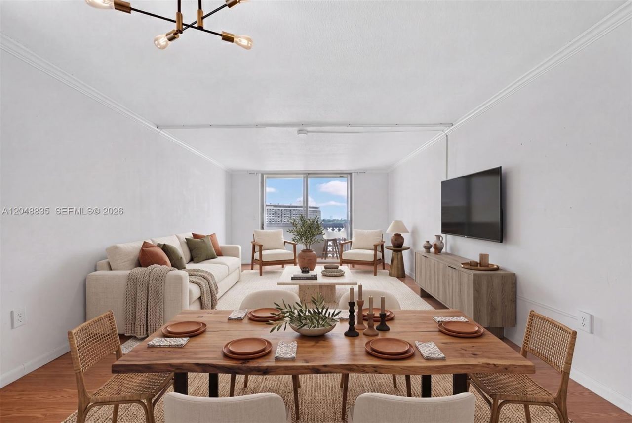 7118 Bonita Dr , Unit 705, Miami Beach, FL 33141 Photo