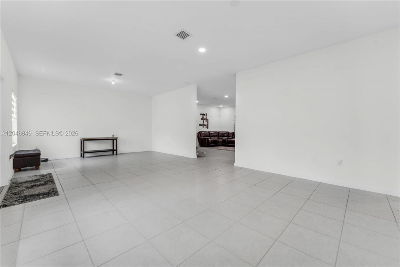 21100 SW 127th Pl, Miami, FL 33177 Photo