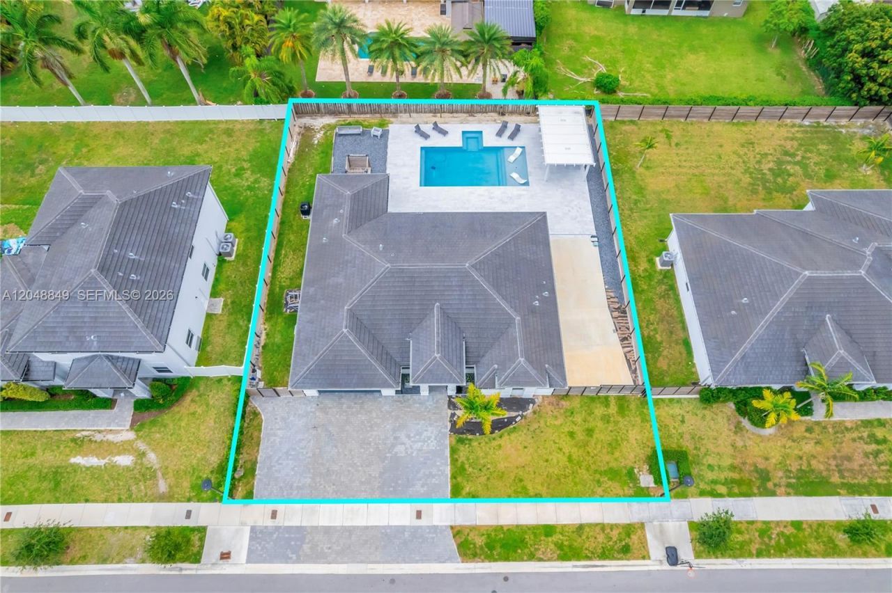 21100 SW 127th Pl, Miami, FL 33177 Photo