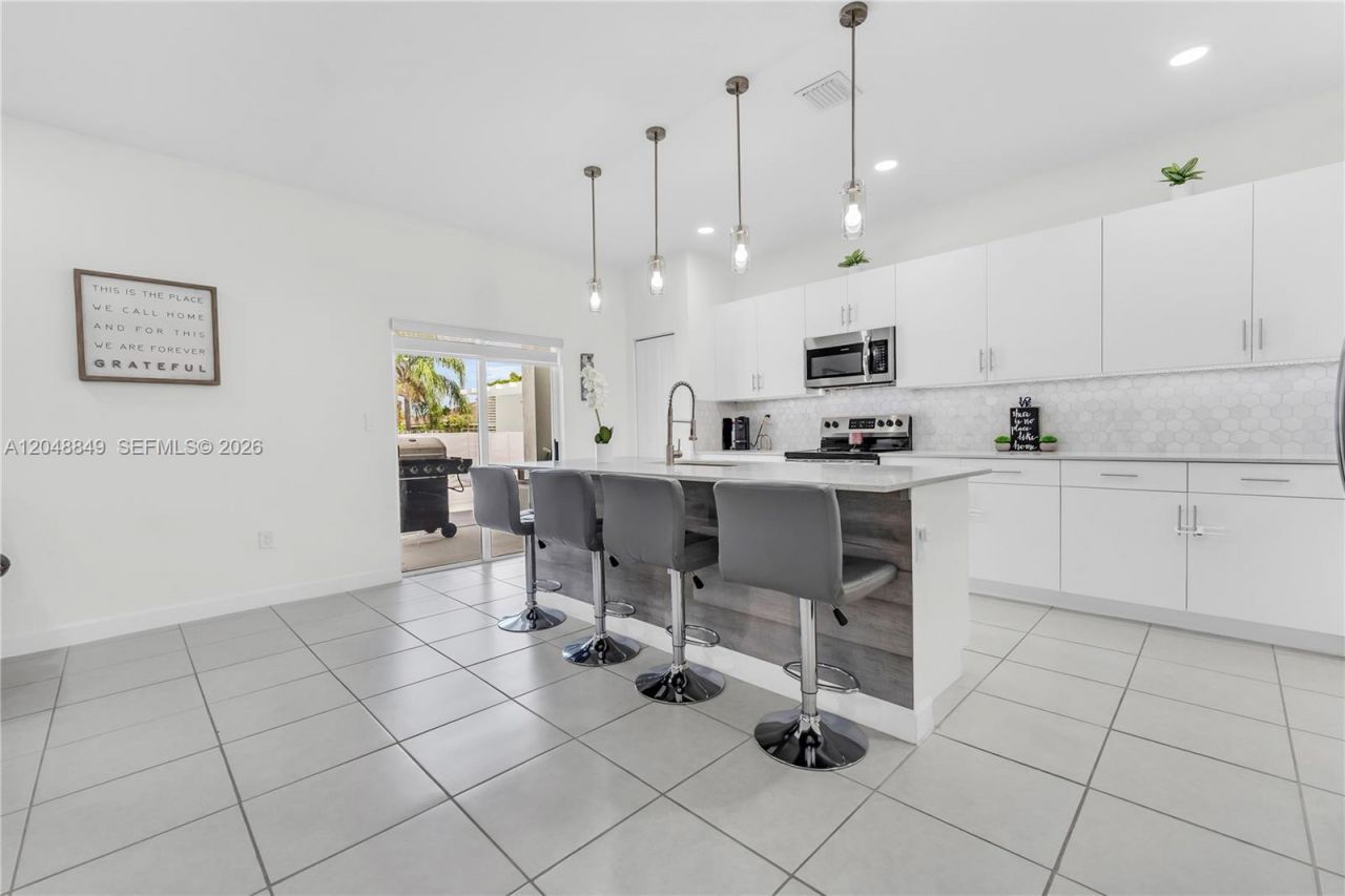 21100 SW 127th Pl, Miami, FL 33177 Photo