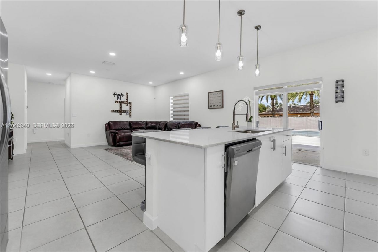 21100 SW 127th Pl , Miami, FL 33177 Photo