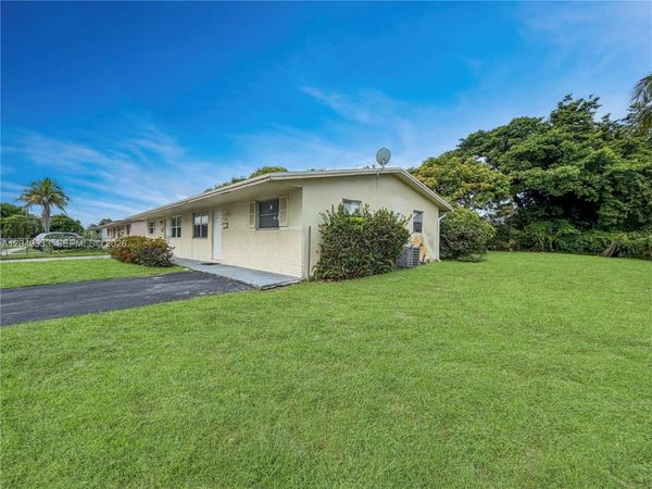 1725 NW 54th Ter , Unit 1725, Lauderhill, FL 33313