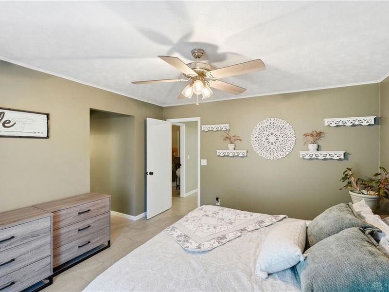 7579 Downing Street, Butler Township, OH 45414 Photo 17