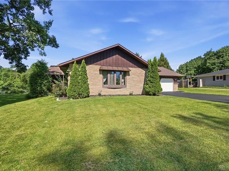 7579 Downing Street, Butler Township, OH 45414 Photo 3