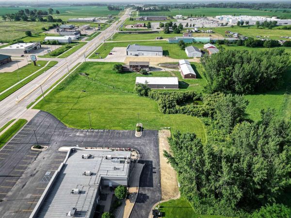 SW 4th Street, Waverly, IA 50677