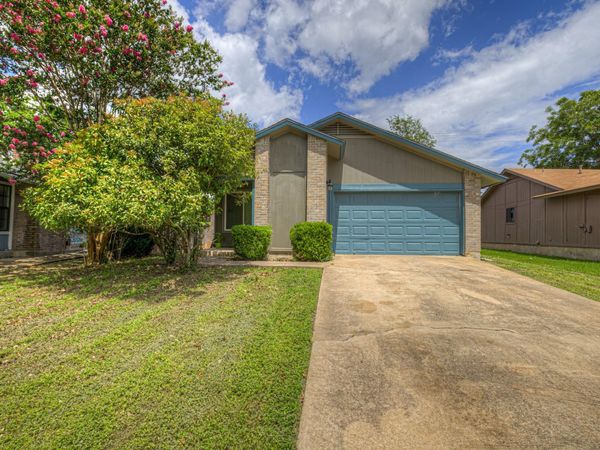 1905 Castle Gate CIR , San Marcos, TX 78666