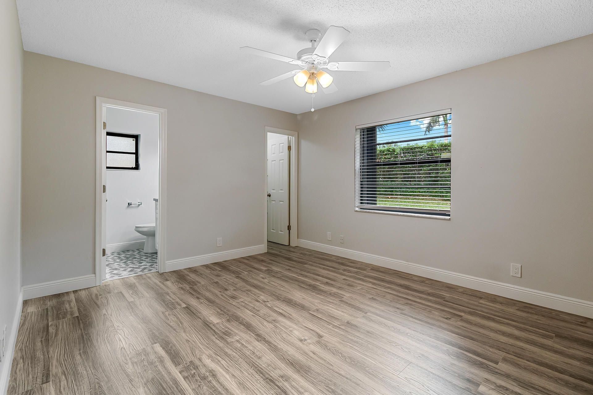 9 VÃ­a De Casas Norte, Boynton Beach, FL 33426 Photo