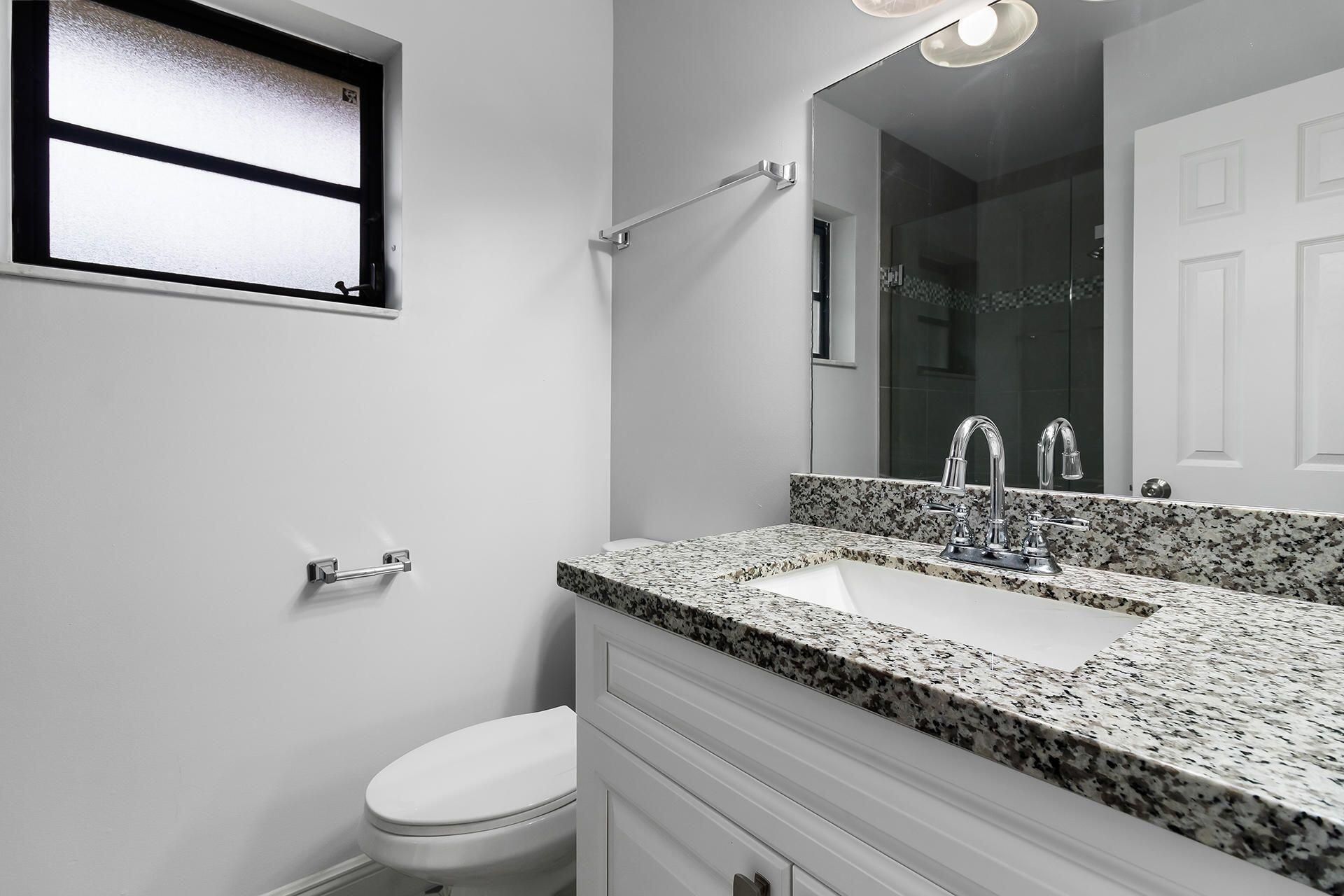 9 VÃ­a De Casas Norte, Boynton Beach, FL 33426 Photo