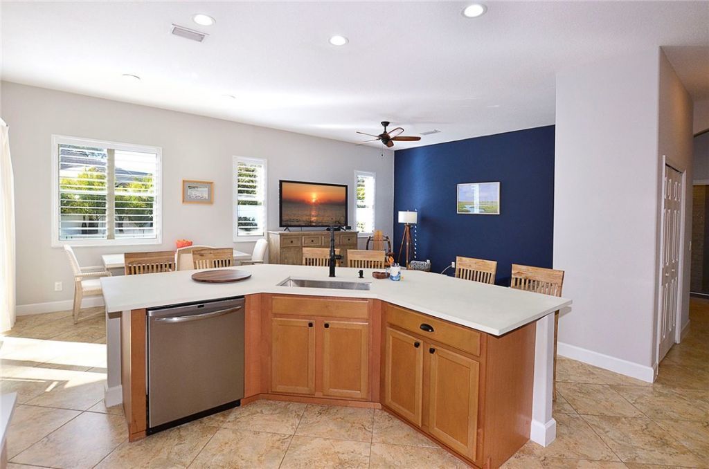 153 37th Drive Sw, Vero Beach, FL 32968 Photo