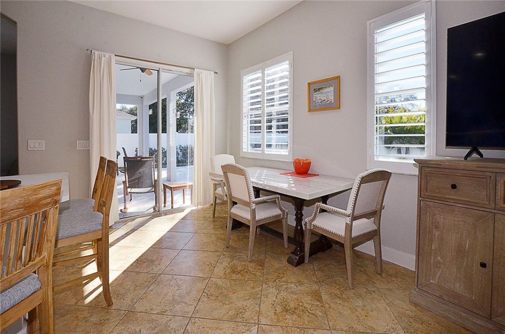 153 37th Drive Sw, Vero Beach, FL 32968 Photo