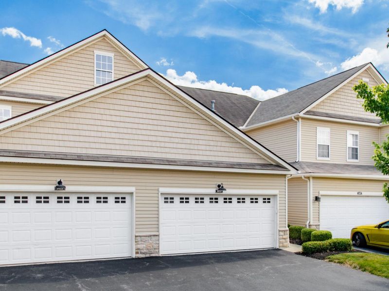 1413 Carylake Circle, Columbus, OH 43240 Photo 2