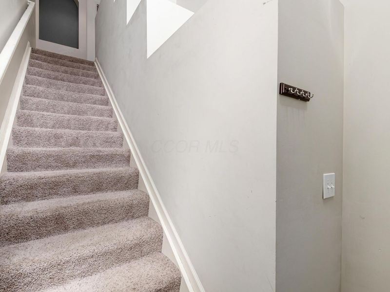 1413 Carylake Circle, Columbus, OH 43240 Photo 29