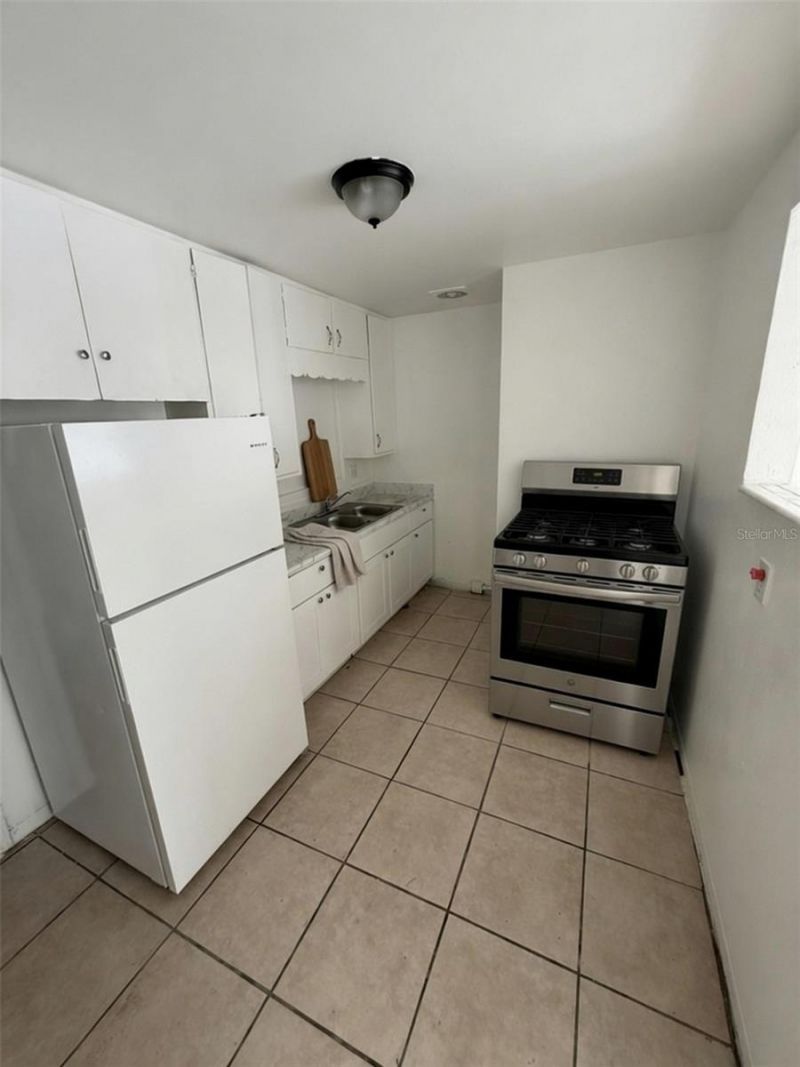 935 17th Avenue S, Saint Petersburg, FL 33705 Photo