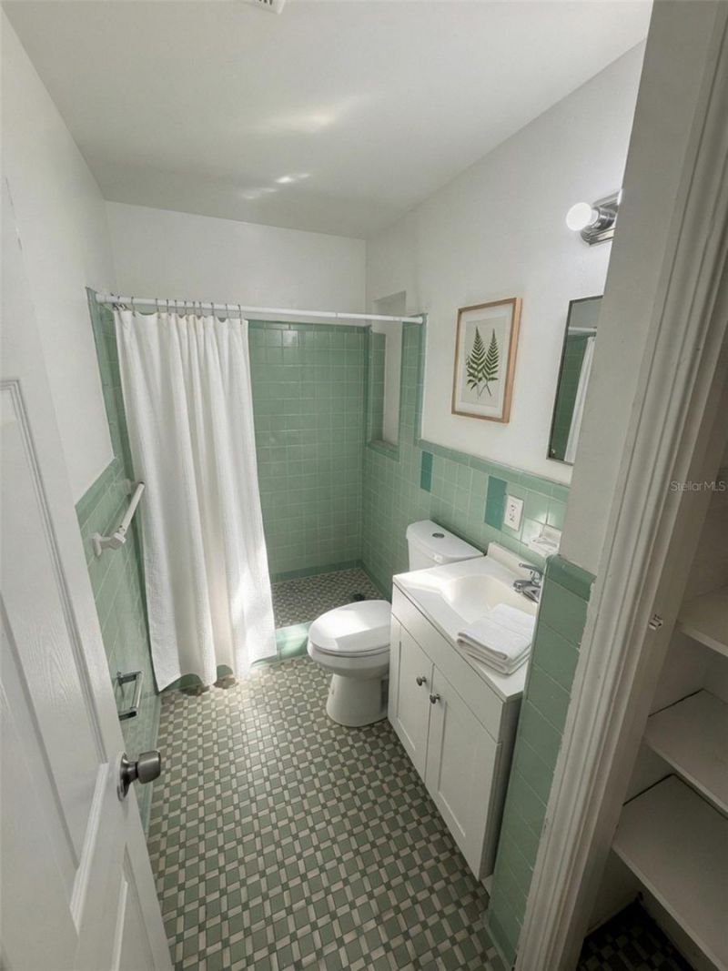 935 17th Avenue S, Saint Petersburg, FL 33705 Photo