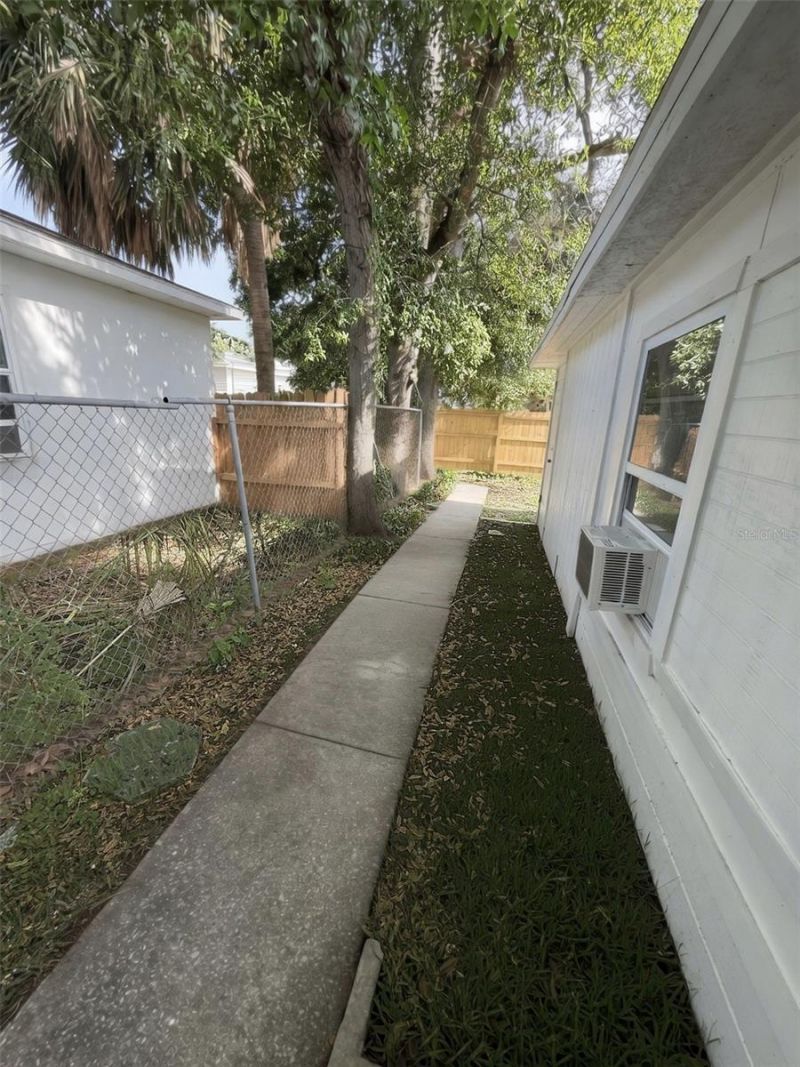 935 17th Avenue S, Saint Petersburg, FL 33705 Photo