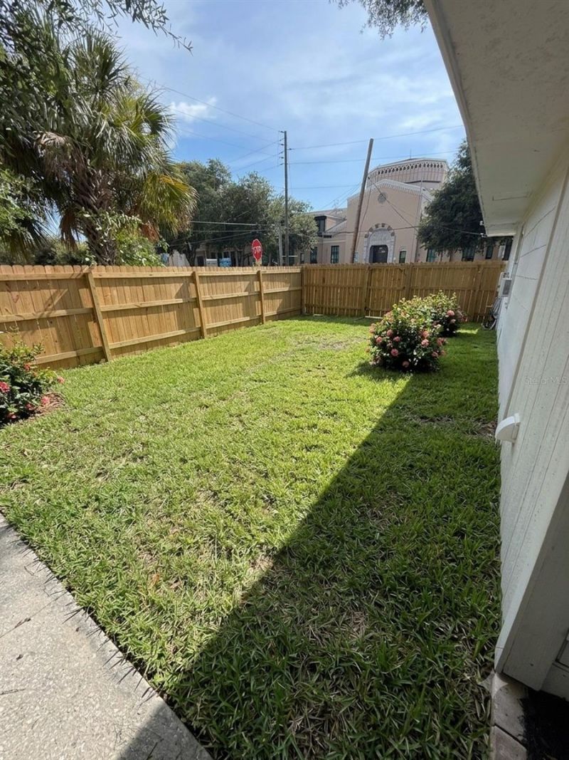 935 17th Avenue S, Saint Petersburg, FL 33705 Photo
