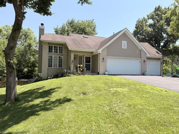 3476 Valley Woods Drive , Cherry Valley, IL 61016