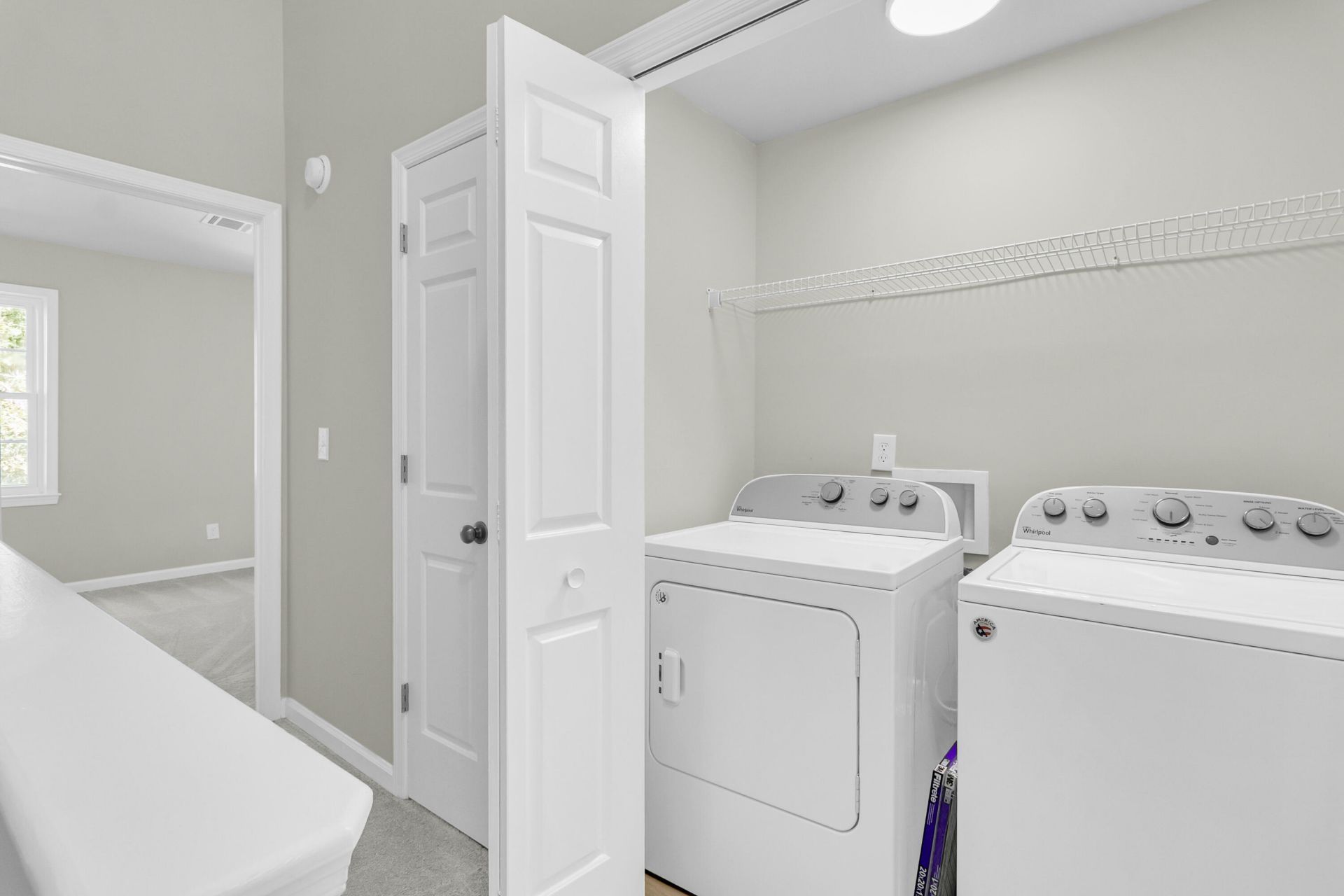 907 Reserve Way Photo 21