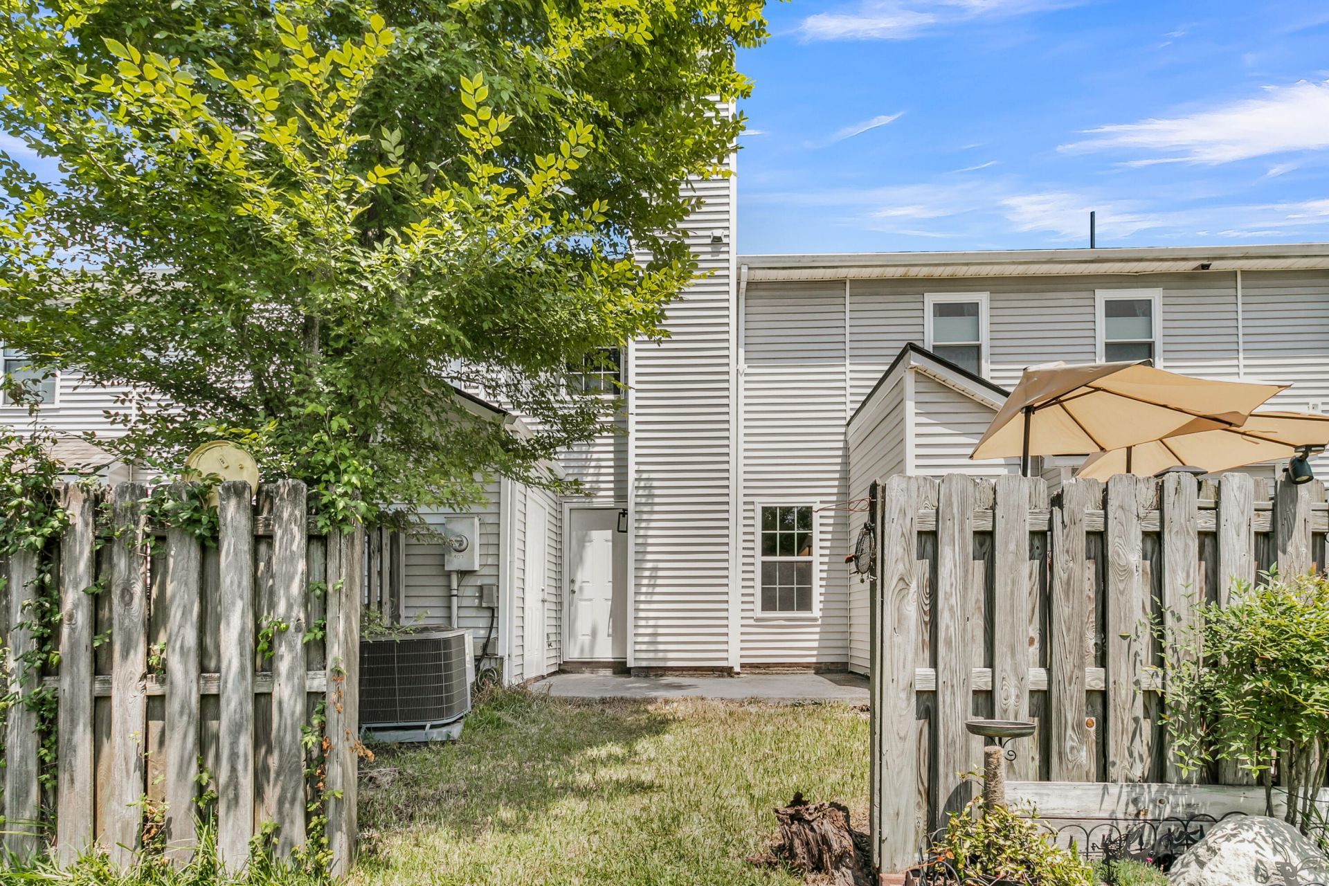 907 Reserve Way Photo 26