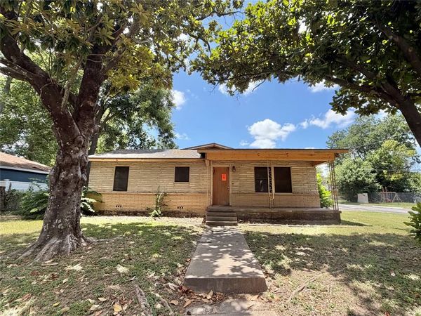 2501 S 27th Street , Waco, TX 76706