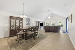 912 Cygnet Dr. photo 4