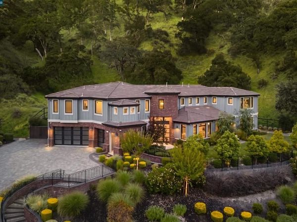401 Legacy Dr, Alamo, CA 94507