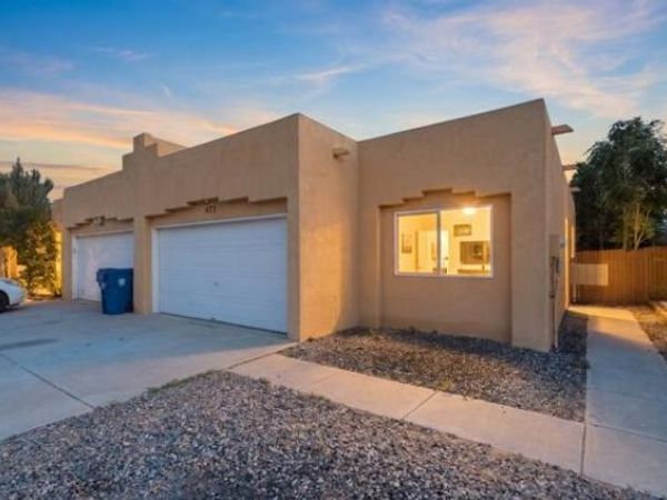 473 Garden Avenue SW, Los Lunas, NM 87031