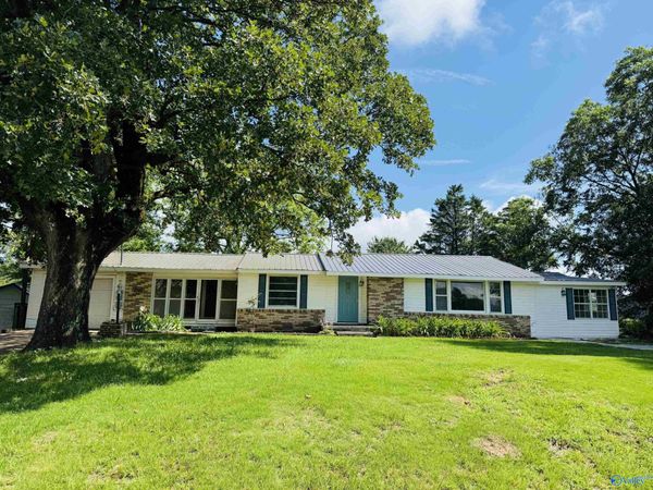 7542 Section Line Road, Albertville, AL 35950