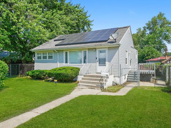 760 Sibley Boulevard , Calumet City, IL 60409