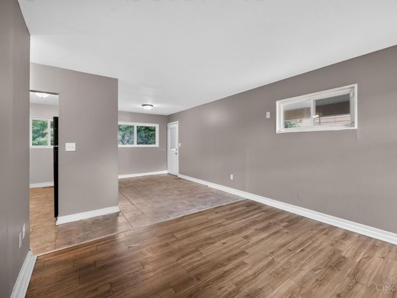 8760 Grenada Drive, Cincinnati, OH 45231 Photo 10