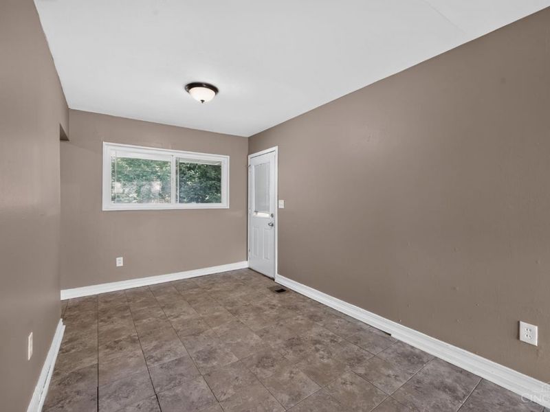 8760 Grenada Drive, Cincinnati, OH 45231 Photo 16