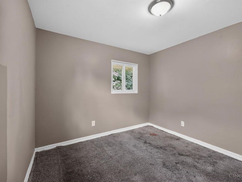8760 Grenada Drive, Cincinnati, OH 45231 Photo 23
