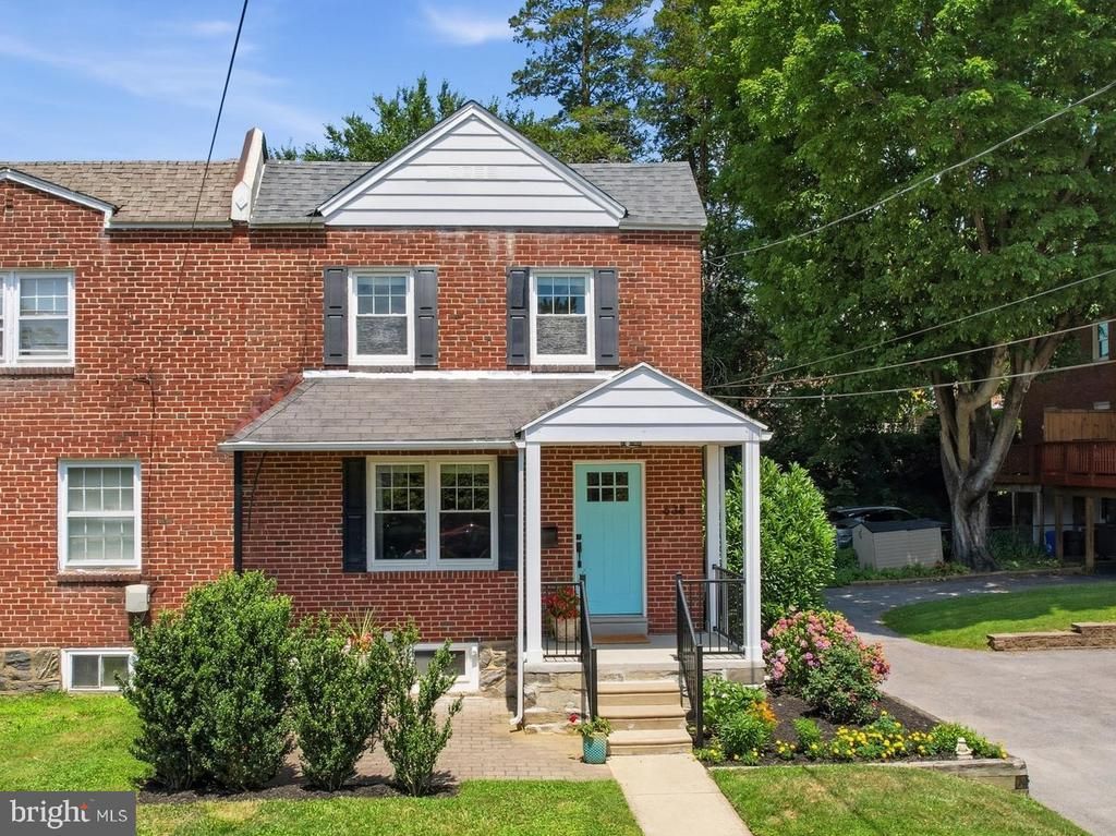 638 GEORGES LANE , ARDMORE, PA 19003