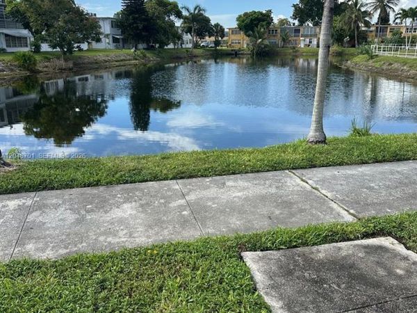 20320 NE 2nd Ave , Unit 27, Miami Gardens, FL 33179