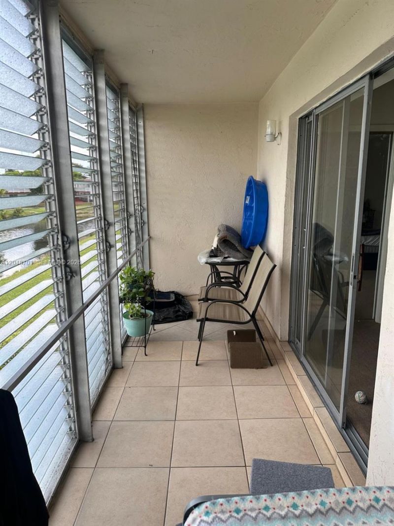 20320 NE 2nd Ave , Unit 27, Miami Gardens, FL 33179 Photo