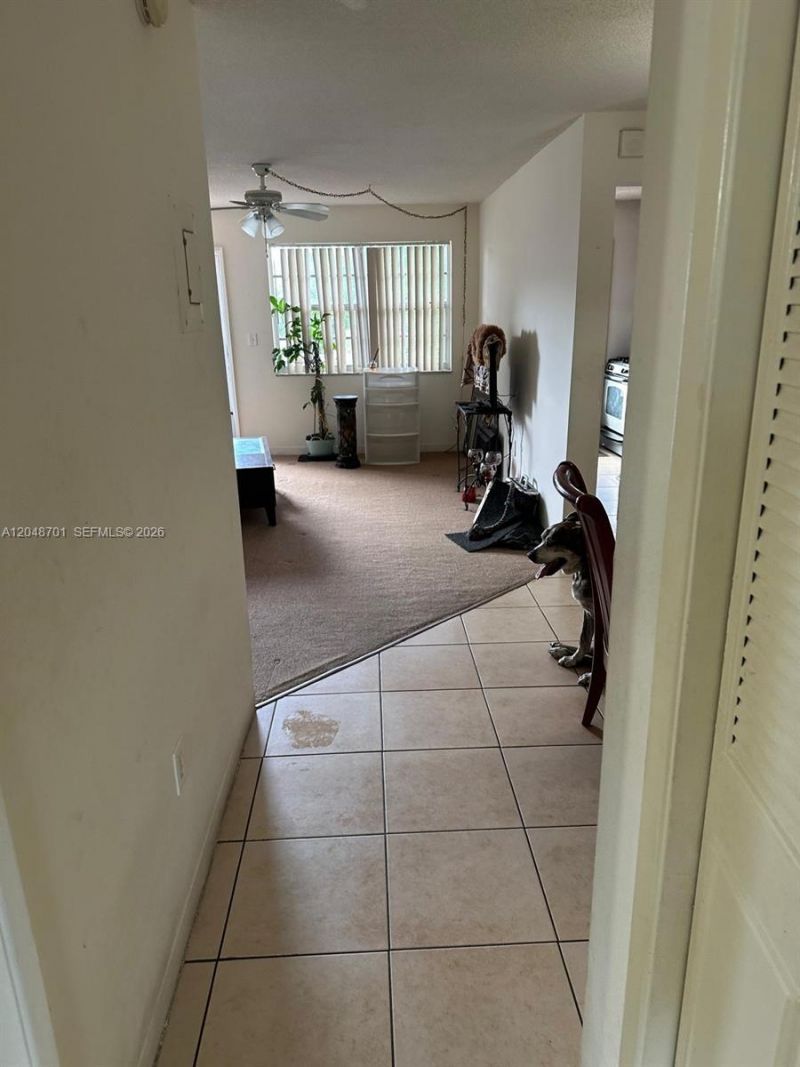 20320 NE 2nd Ave , Unit 27, Miami Gardens, FL 33179 Photo