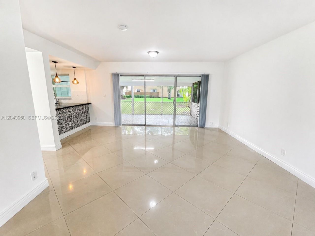 3741 NW 95th Ter , Unit 1502, Sunrise, FL 33351 Photo