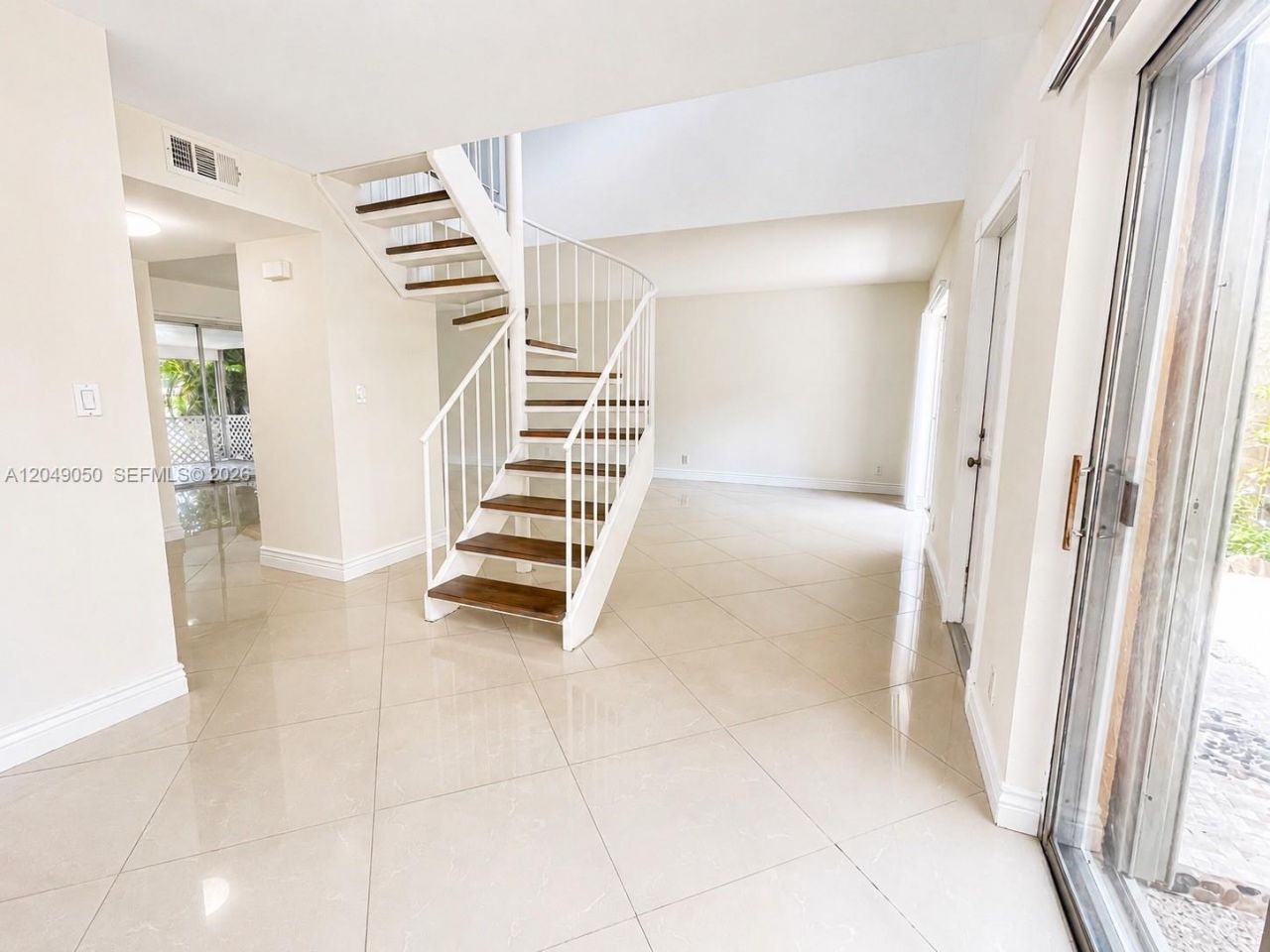 3741 NW 95th Ter , Unit 1502, Sunrise, FL 33351 Photo