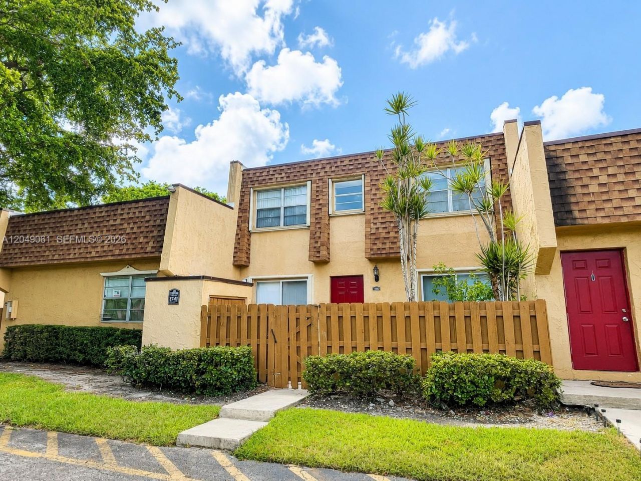 3741 NW 95th Ter, Unit 1502, Sunrise, FL 33351 Photo