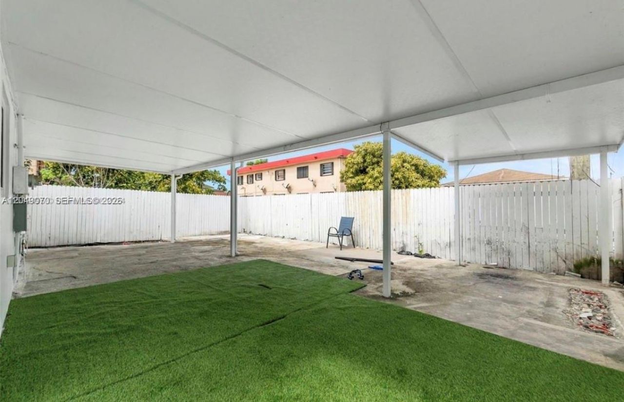 329 W 18th St , Hialeah, FL 33010 Photo