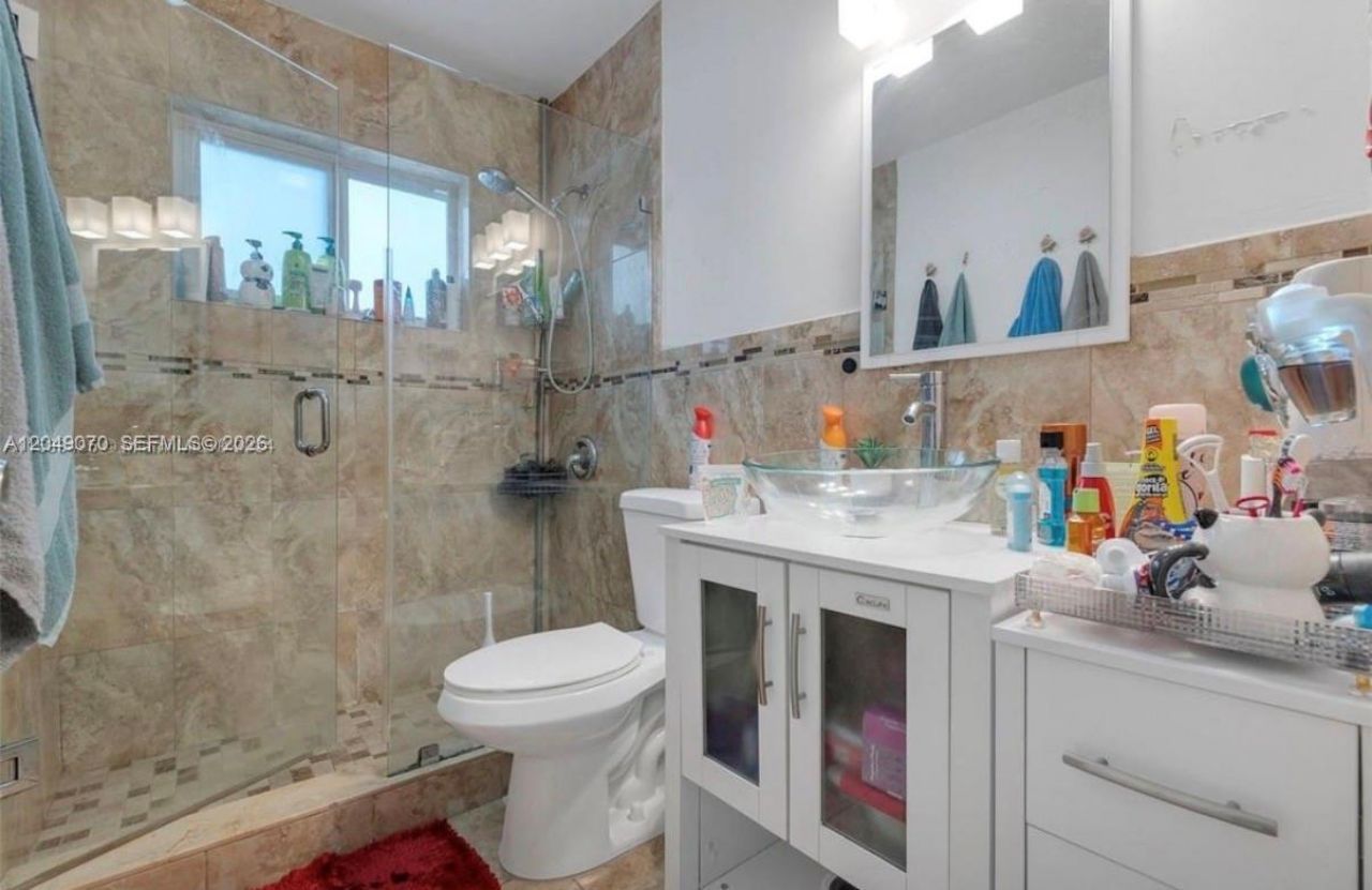 329 W 18th St , Hialeah, FL 33010 Photo